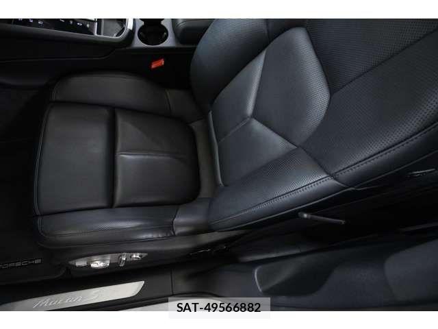Porsche MACAN 2023-07 7509695-16