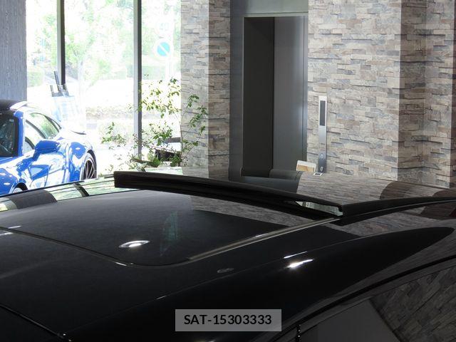 Porsche MACAN 2023-11 7509689-9