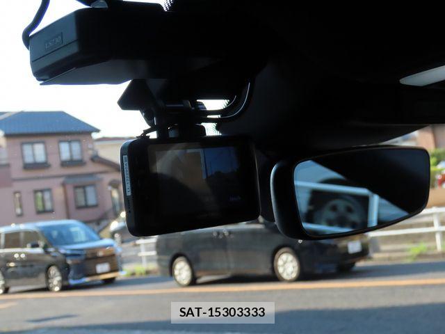 Porsche MACAN 2023-11 7509689-20