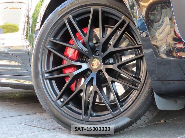 Porsche MACAN 2023-11 7509689-26