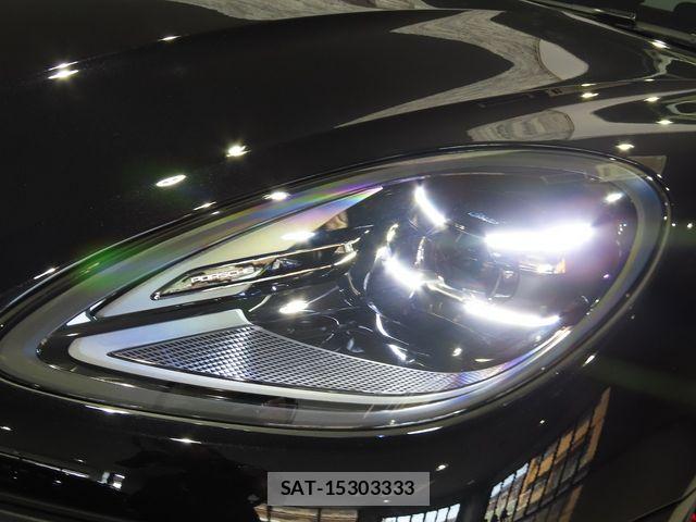 Porsche MACAN 2023-11 7509689-5