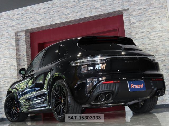 Porsche MACAN 2023-11 7509689-6