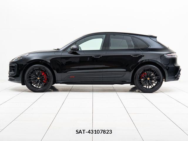Porsche MACAN 2023-08 7502237-6