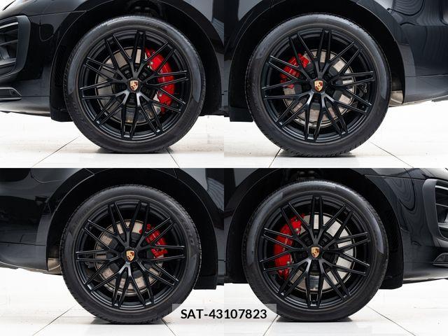 Porsche MACAN 2023-08 7502237-7
