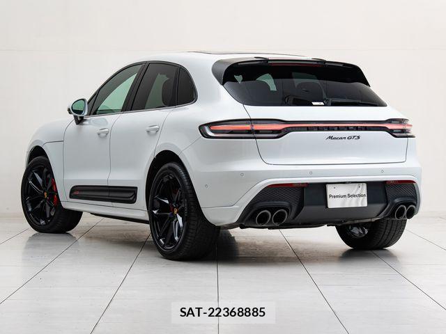 Porsche MACAN 2023-09 7502236-9