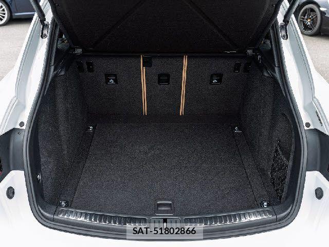 Porsche MACAN 2017-09 7619185-6