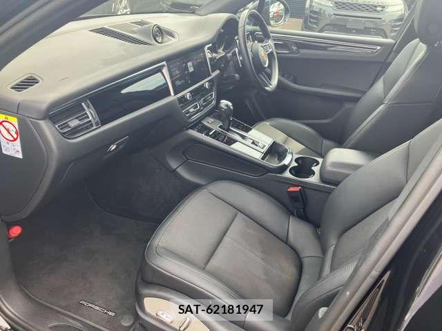Porsche MACAN 2023-03 7619184-14
