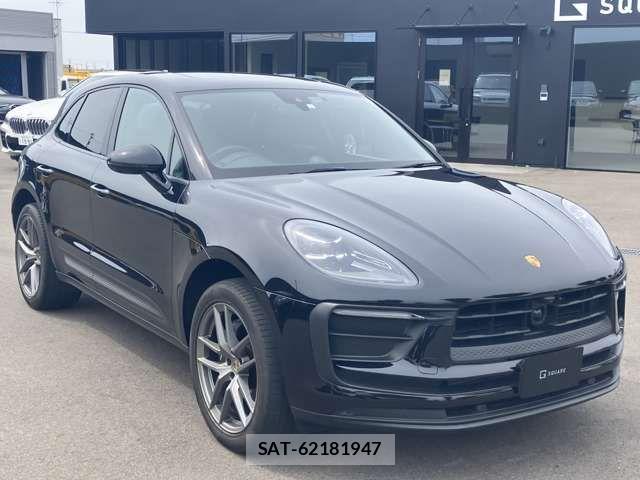 Porsche MACAN 2023-03 7619184-2
