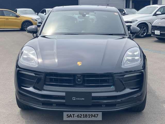 Porsche MACAN 2023-03 7619184-4