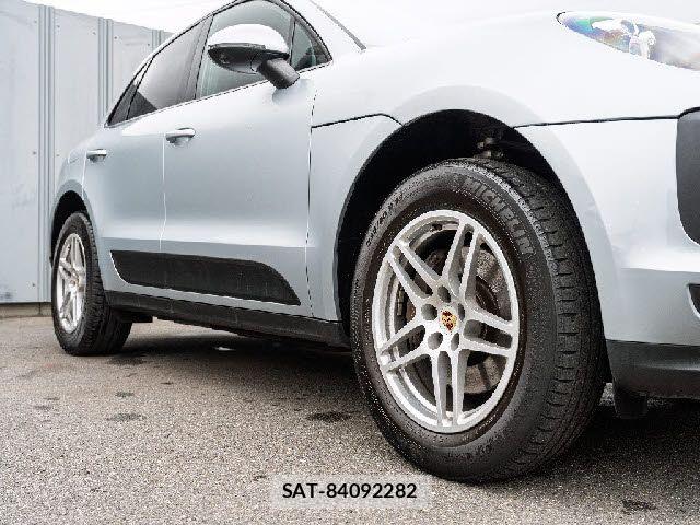 Porsche MACAN 2020-05 7727213-1