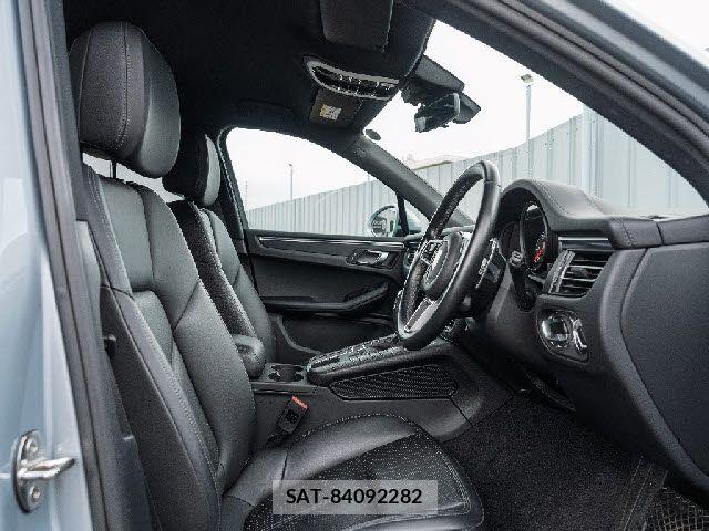 Porsche MACAN 2020-05 7727213-3