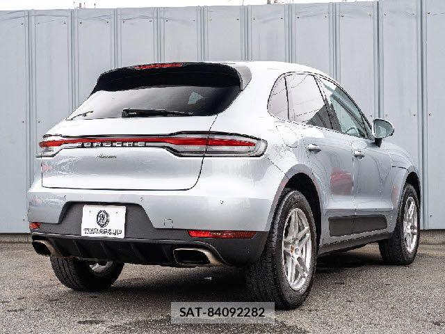 Porsche MACAN 2020-05 7727213-4