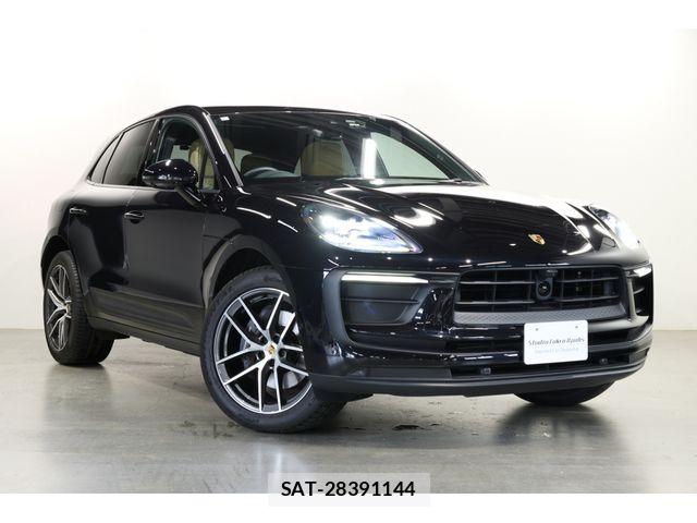 Porsche MACAN 2024-01 7727214-0