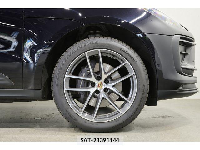 Porsche MACAN 2024-01 7727214-7