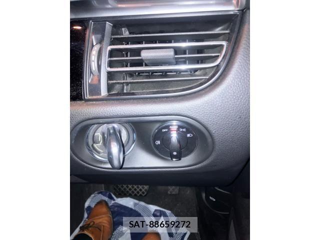 Porsche MACAN 2020-12 7727215-9