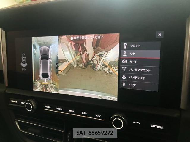 Porsche MACAN 2020-12 7727215-11
