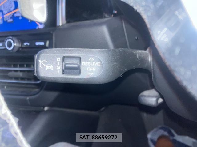 Porsche MACAN 2020-12 7727215-12