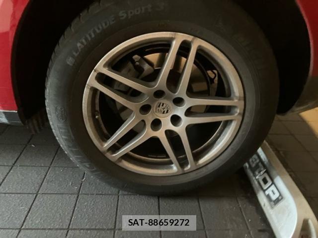 Porsche MACAN 2020-12 7727215-26