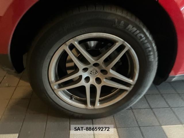 Porsche MACAN 2020-12 7727215-27