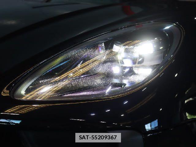 Porsche MACAN 2020-02 7878786-23