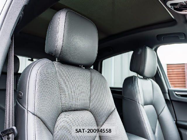 Porsche MACAN 2019-12 7878787-16