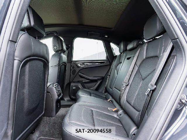 Porsche MACAN 2019-12 7878787-17