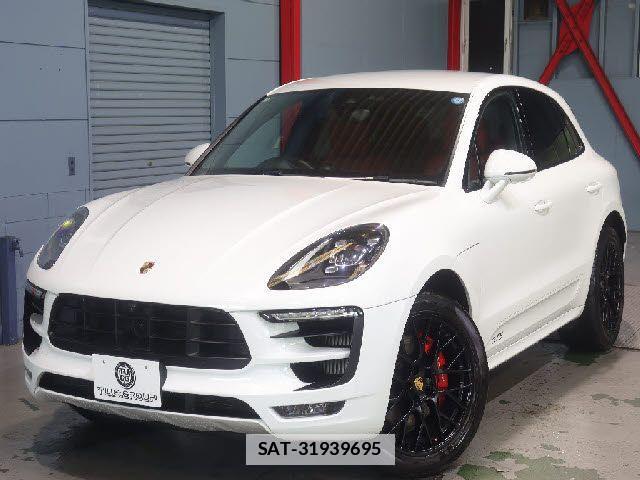 Porsche MACAN 2018-02 7878785-20
