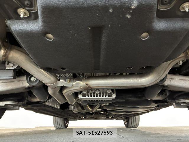 Porsche MACAN 2022-02 7878784-29