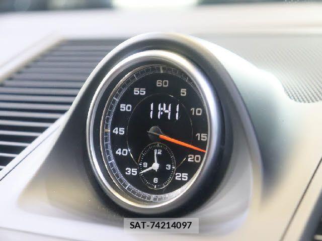 Porsche MACAN 2018-06 7903232-11