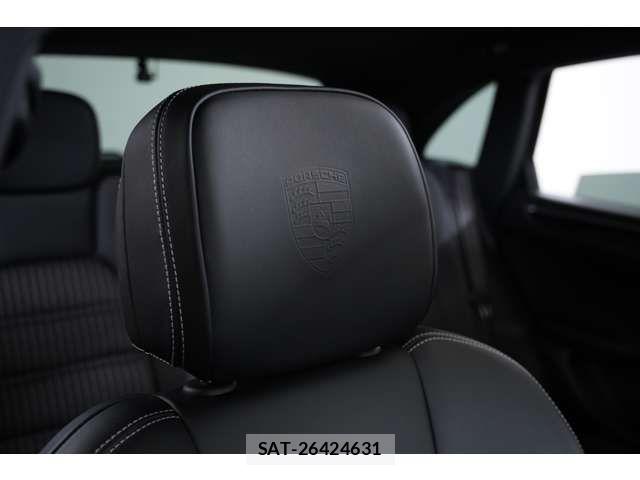 Porsche MACAN 2024-04 7903230-15
