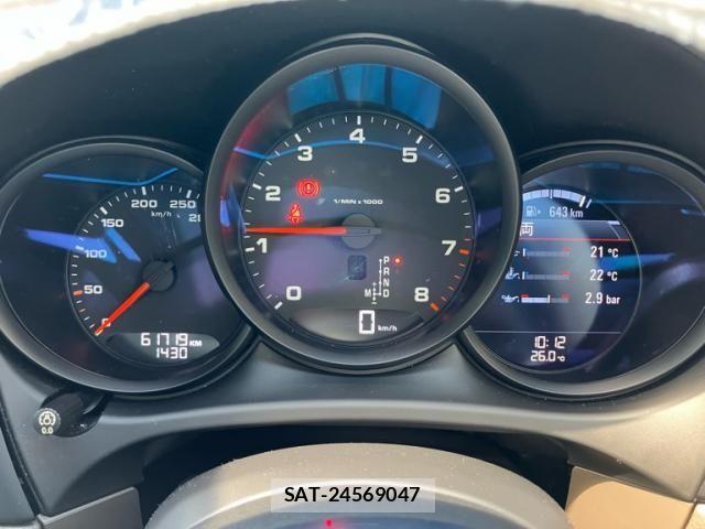 Porsche MACAN 2018-04 7980592-14