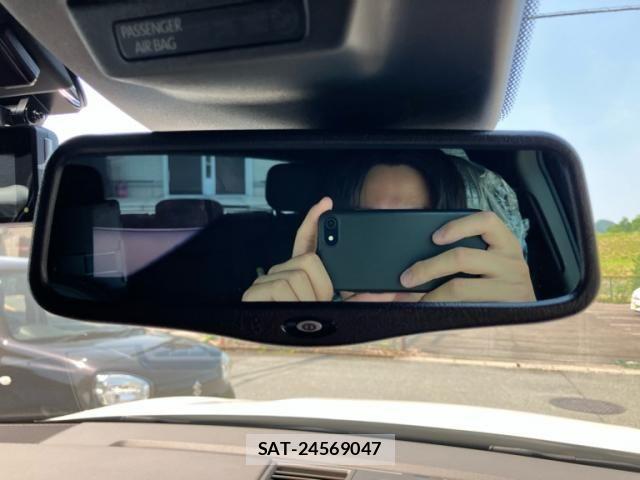 Porsche MACAN 2018-04 7980592-21