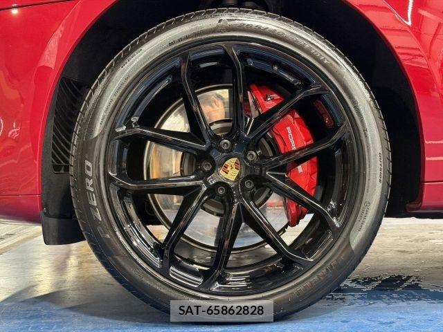 Porsche MACAN 2022-03 8037610-20