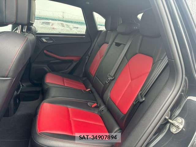 Porsche MACAN 2021-06 8075125-18