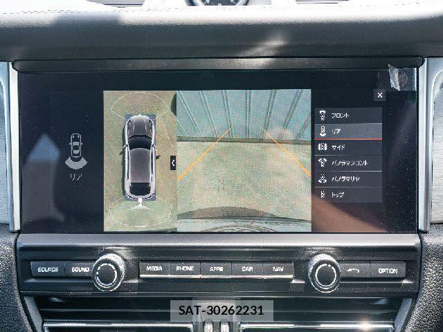 Porsche MACAN 2019-06 8075126-15