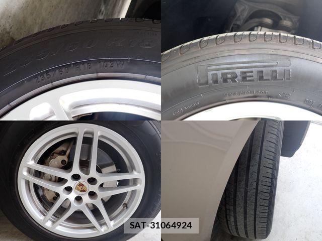 Porsche MACAN 2015-12 8075124-28