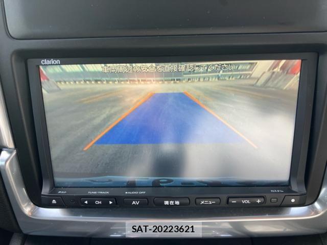 Porsche MACAN 2015-07 8101208-9