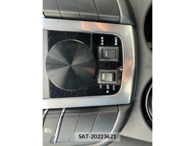 Porsche MACAN 2015-07 8101208-16