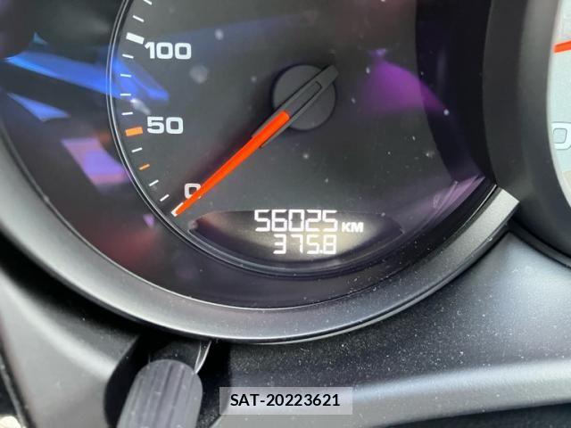 Porsche MACAN 2015-07 8101208-7