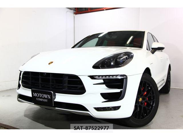 Porsche MACAN 2017-02 8101205-0
