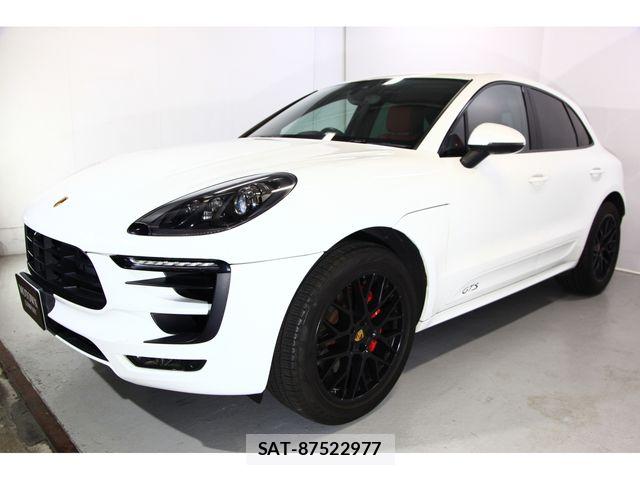 Porsche MACAN 2017-02 8101205-5