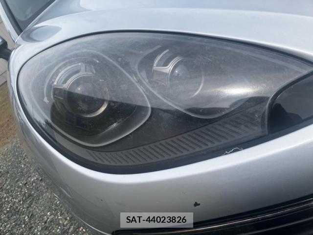 Porsche MACAN 2015-07 8101210-1