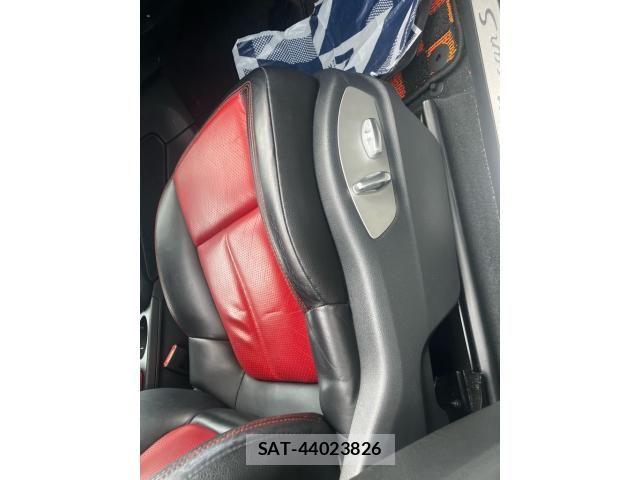 Porsche MACAN 2015-07 8101210-8