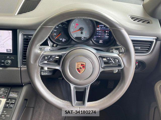 Porsche MACAN 2018-03 8101206-10