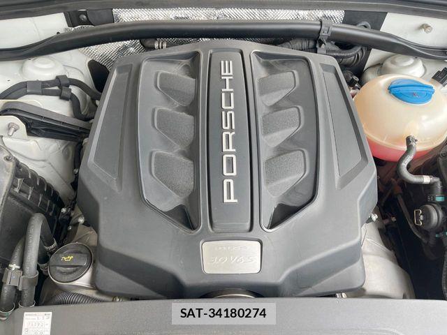 Porsche MACAN 2018-03 8101206-17