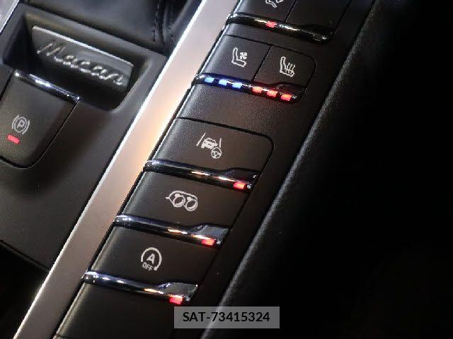 Porsche MACAN 2019-12 8101204-13