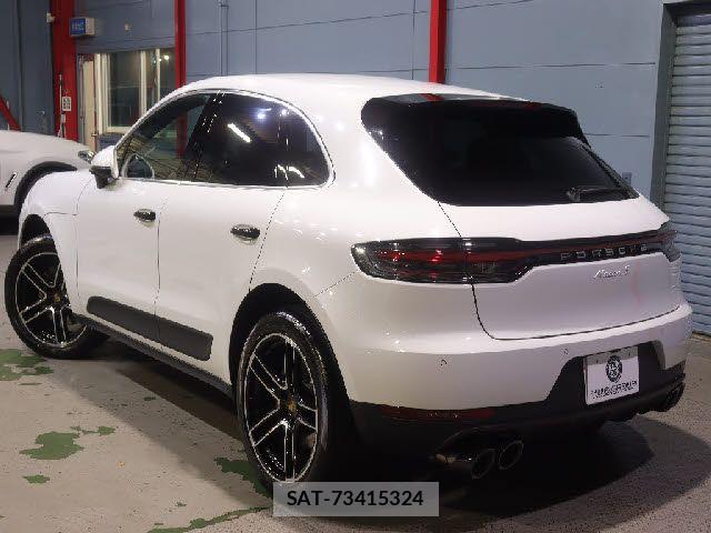 Porsche MACAN 2019-12 8101204-21