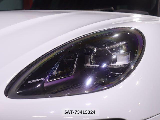Porsche MACAN 2019-12 8101204-22