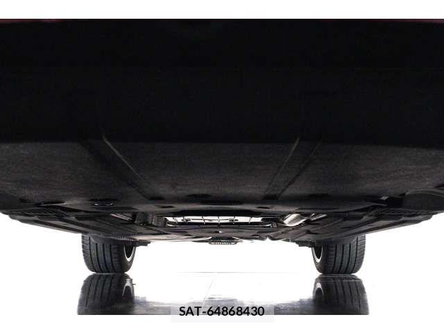 Porsche MACAN 2023-09 8231303-10