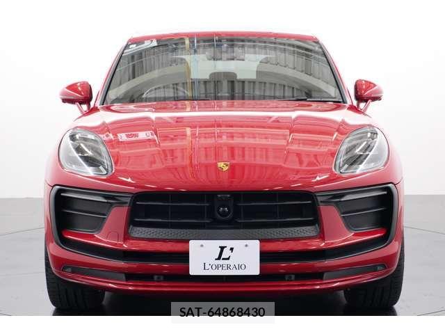Porsche MACAN 2023-09 8231303-11